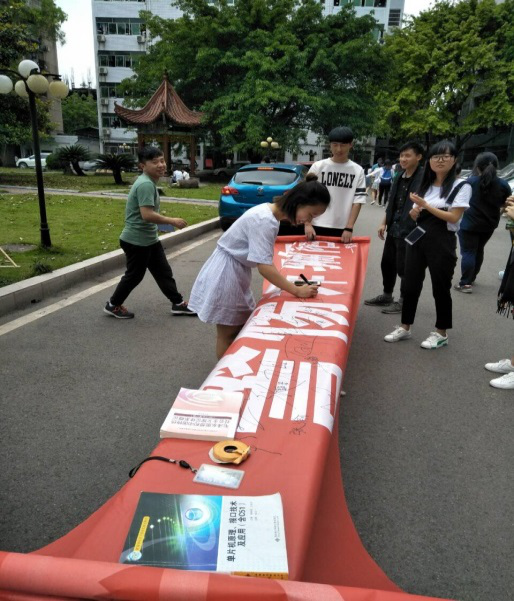 1495756427782059.png 图片1.png